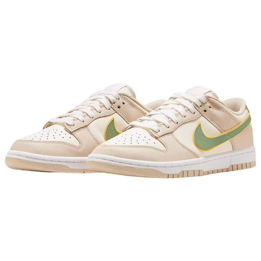 Nike Dunk 'Light Tan'