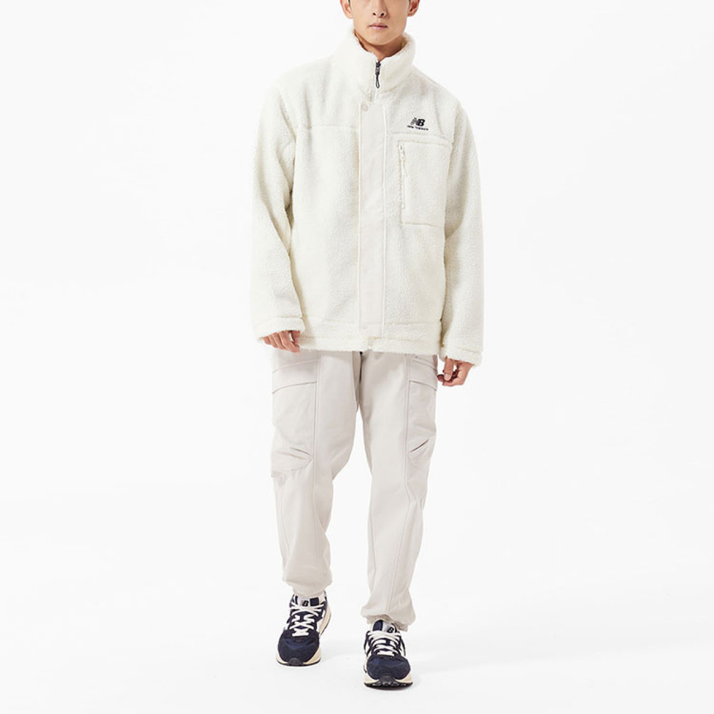 New Balance FW22 Logo