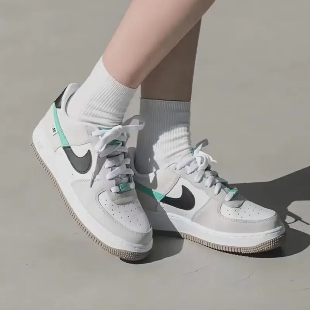 Nike Air Force 1 Spliced Swoosh