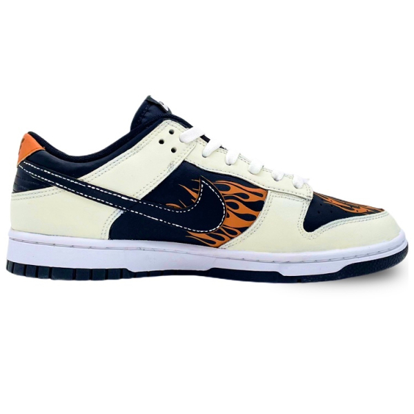 【 】 Nike Dunk Low