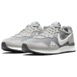 Nike Venture Runner