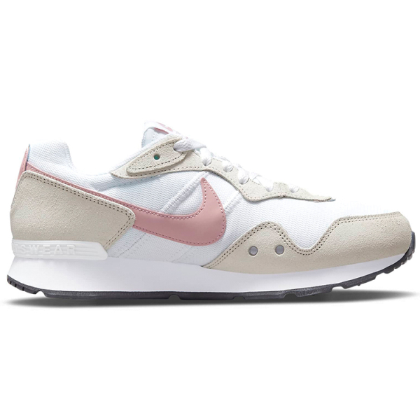 Nike Venture Runner