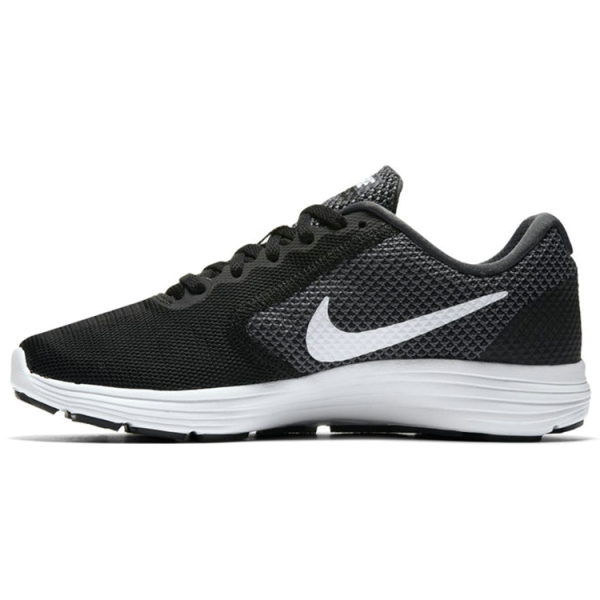 Nike REVOLUTION 3