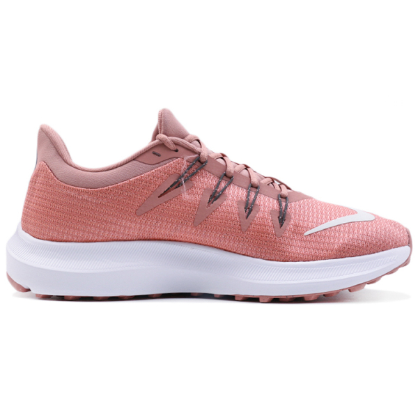 Nike QUEST