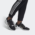 Adidas originals NMD V2