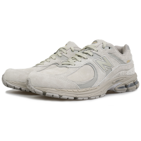 New Balance NB 2002R