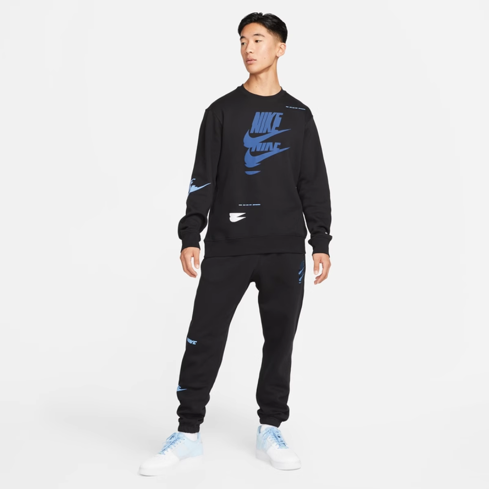 Nike Sportswear Sport Essentials Logo