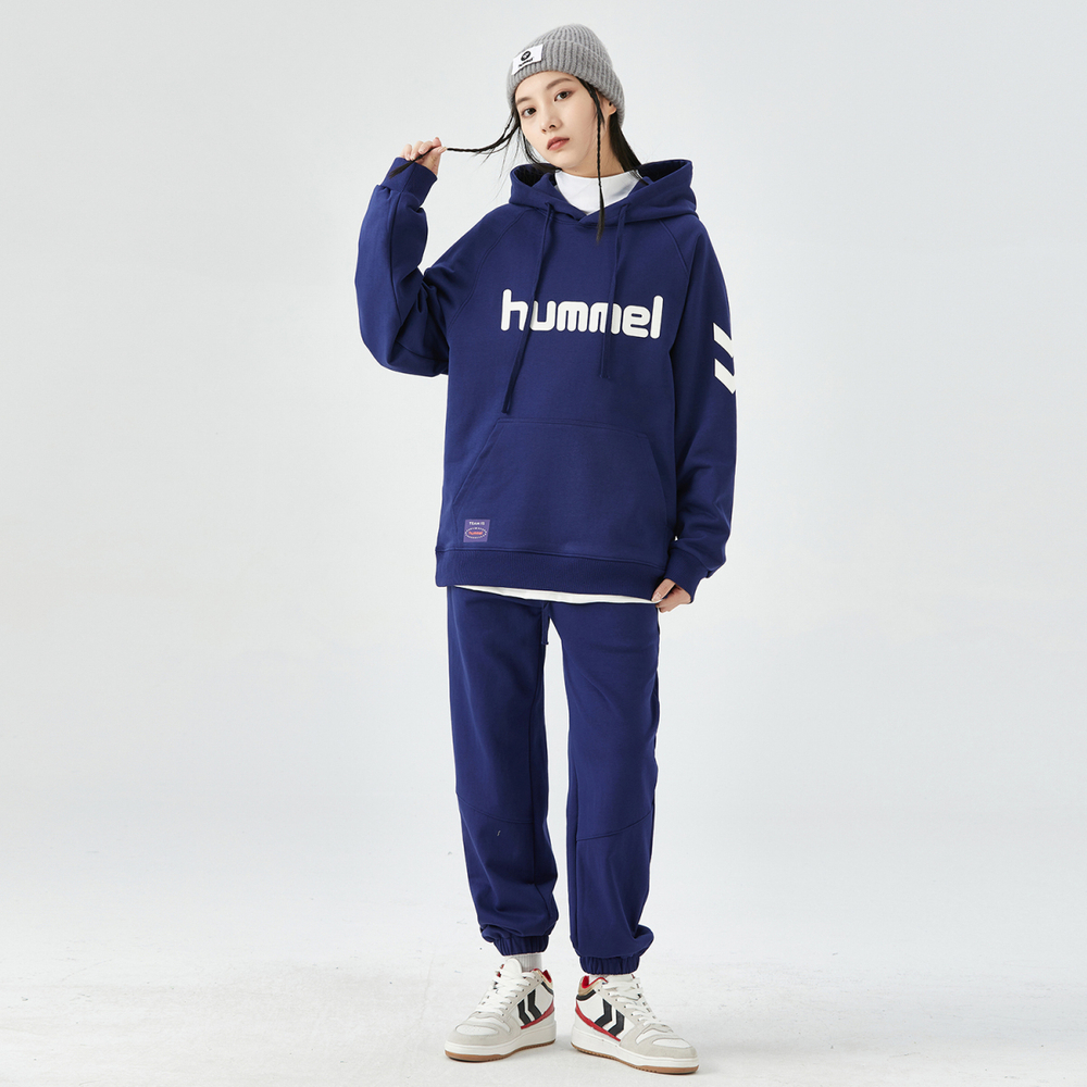 Hummel Logo