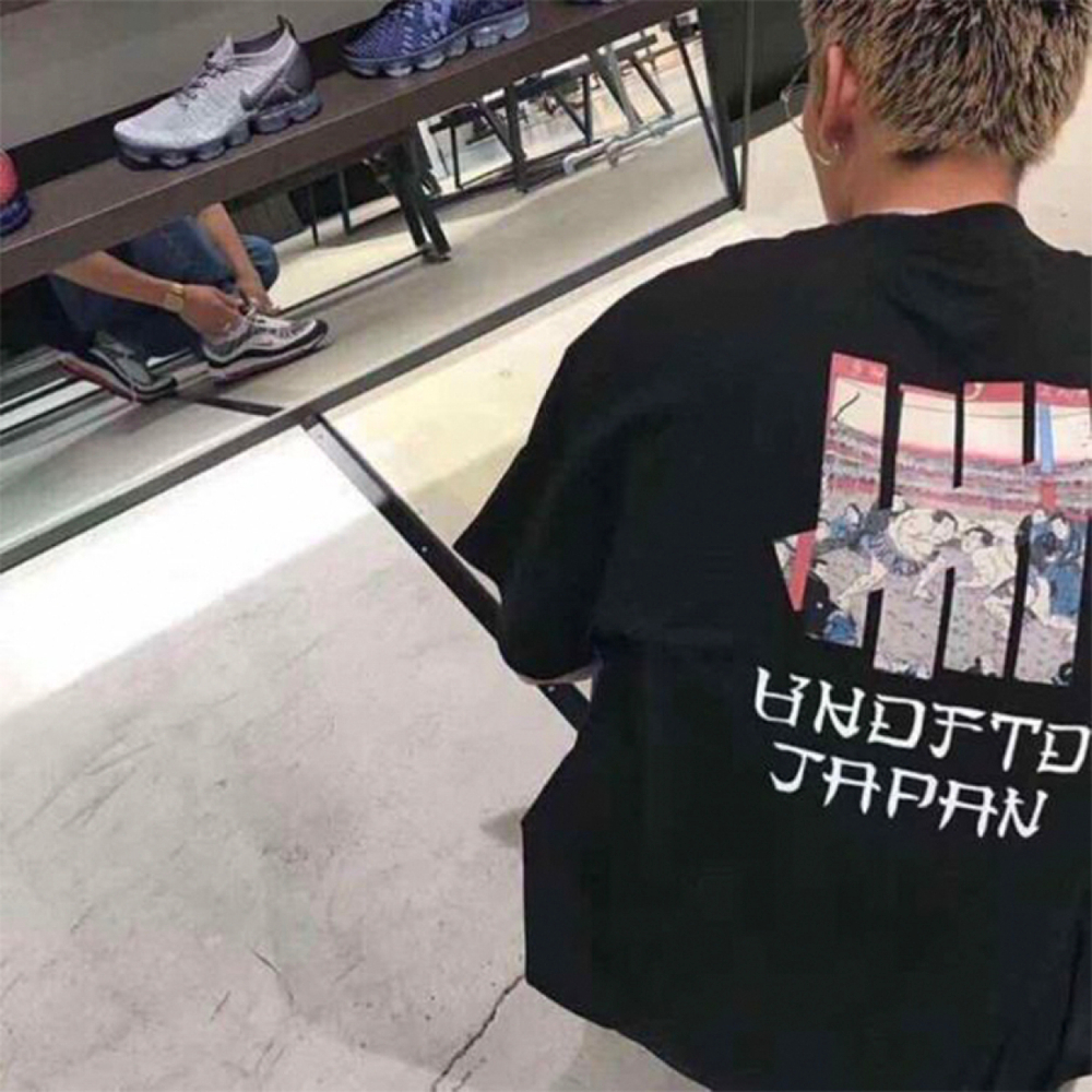 UNDEFEATED Ukiyoe Sumo S/S Tee T
