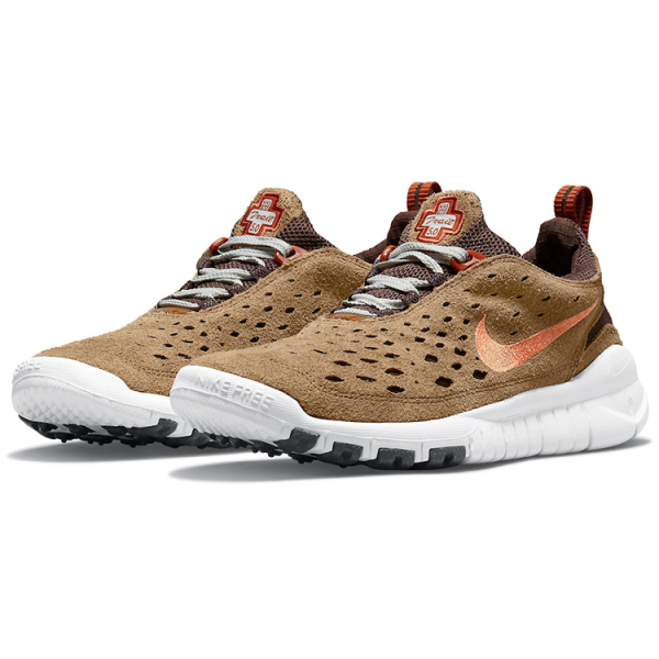 Nike Free Trail Appears in “Dark Riftwood”