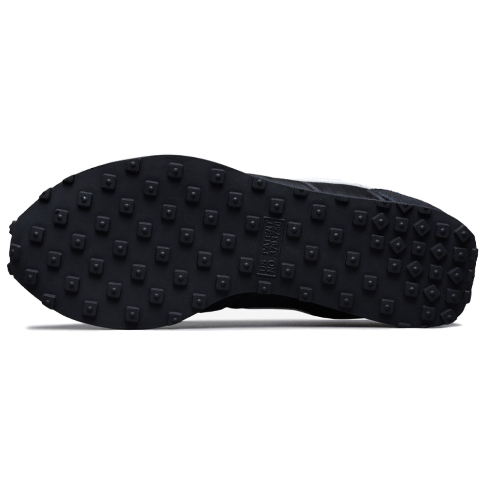 Nike Challenger