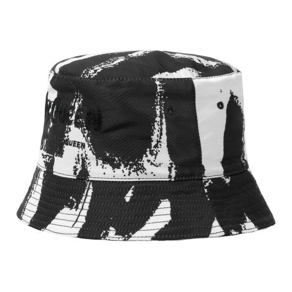 Alexander McQueen /