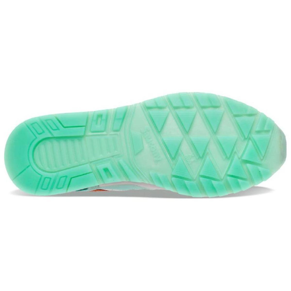 Saucony