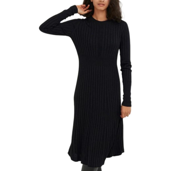 UNIQLO/