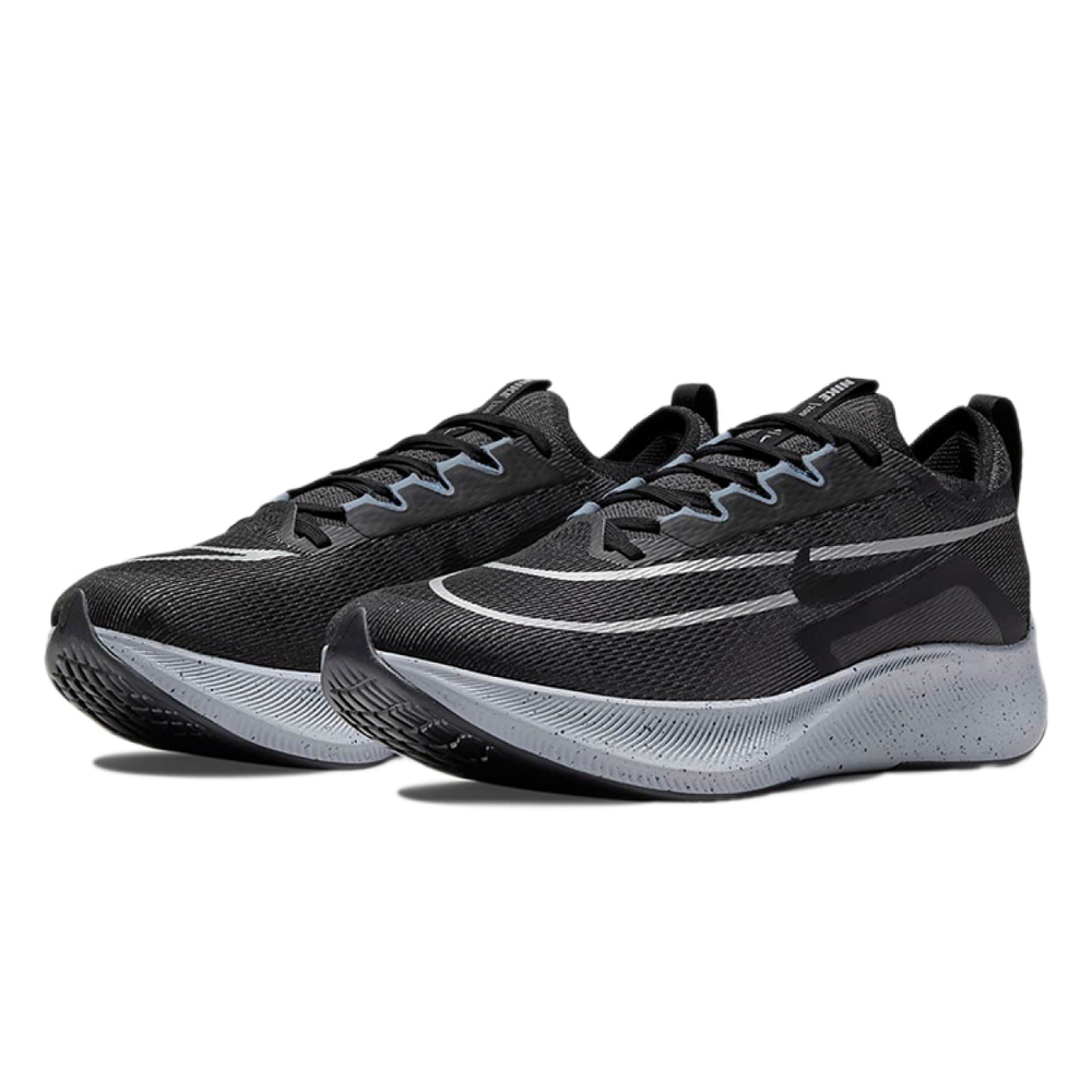 Nike Zoom Fly 4