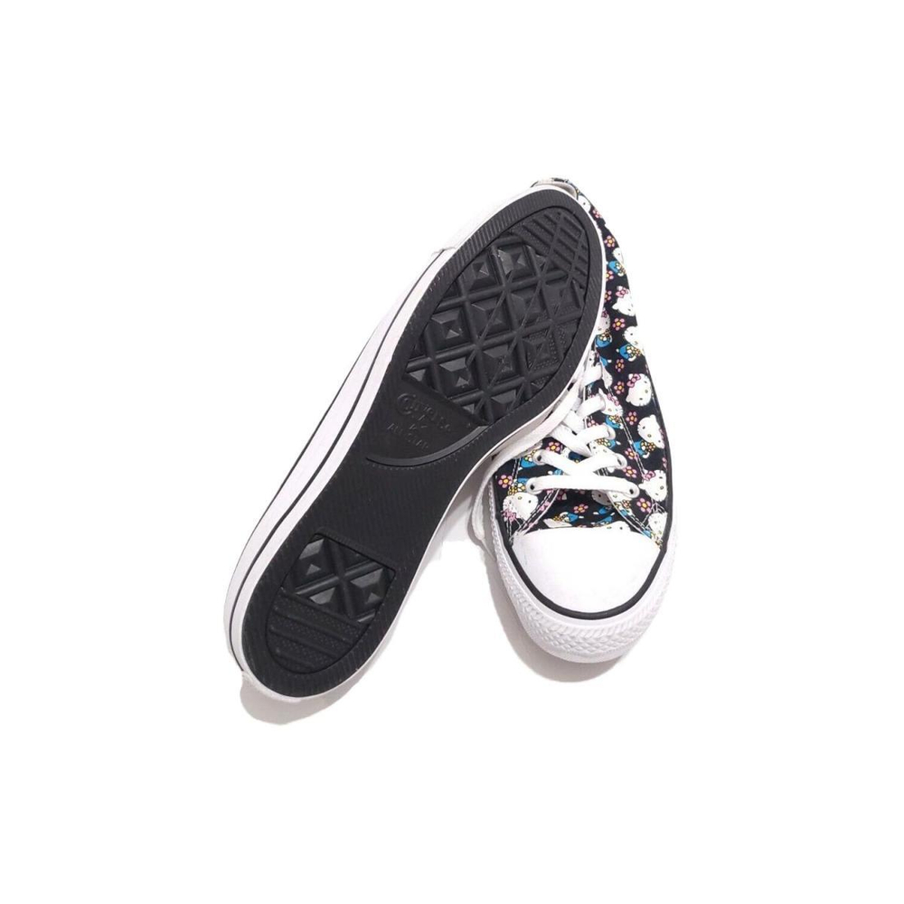 Hello Kitty/ x Converse Chuck Taylor All Star