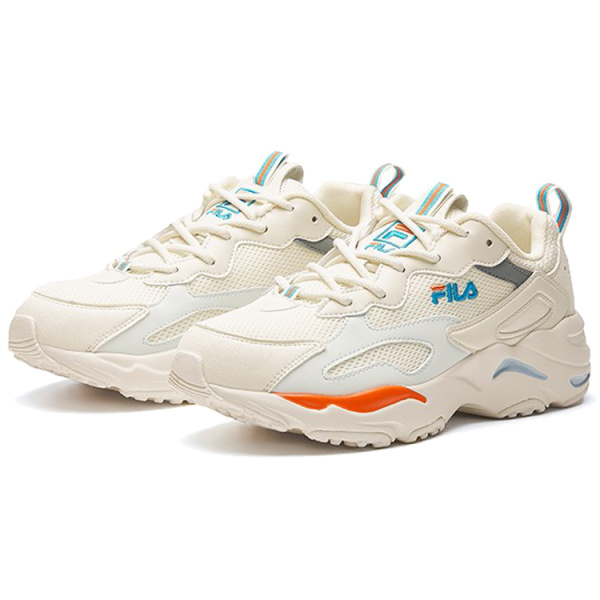FILA Tracer