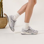 New Balance NB 1600
