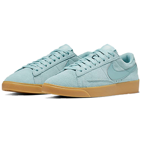 Nike Blazer SD