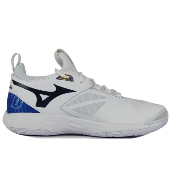 Mizuno Wave Momentum 2