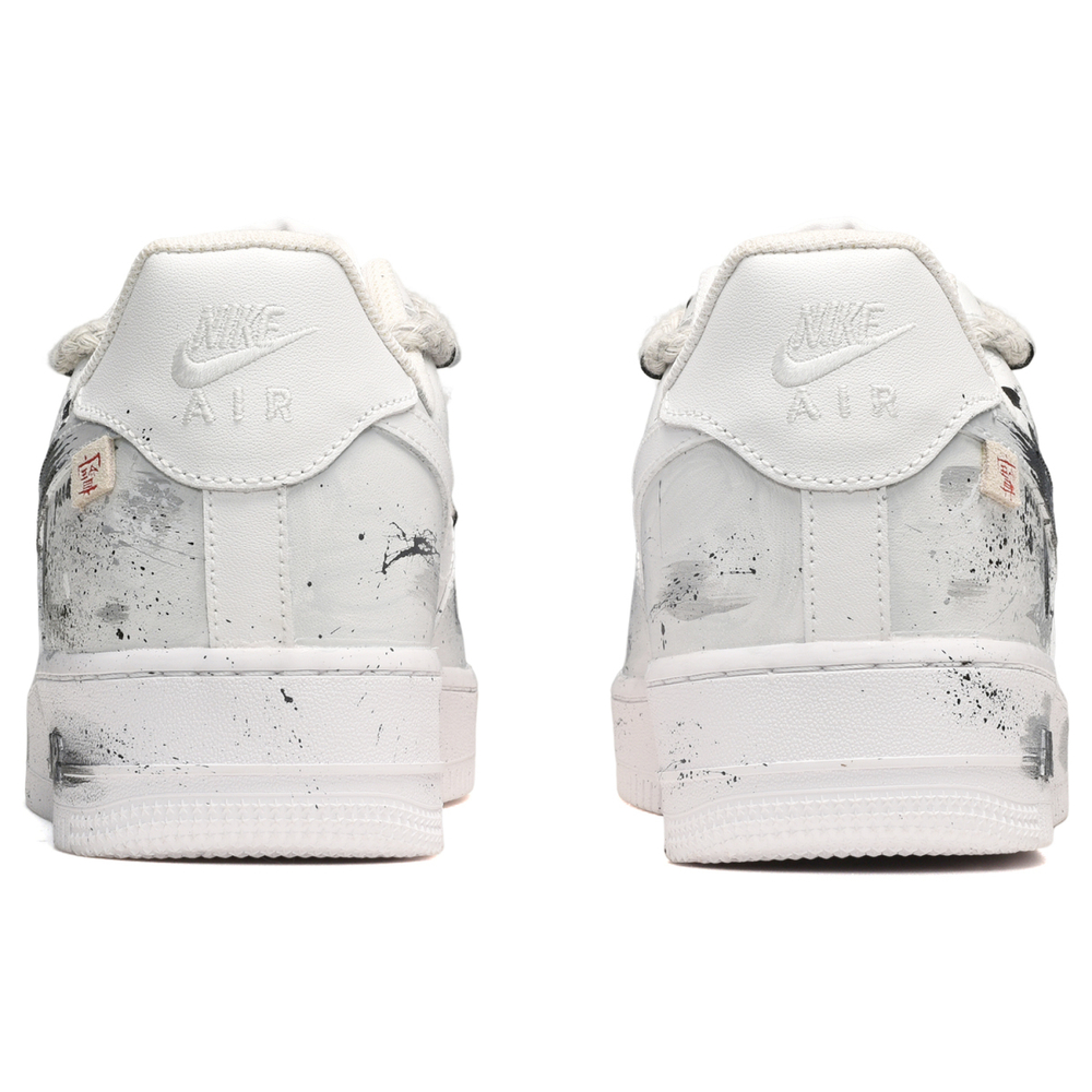 【 】 Nike Air Force 1