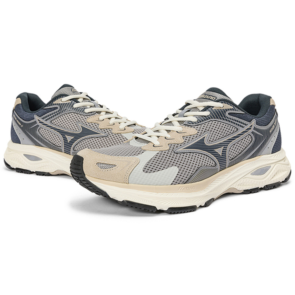 Mizuno Racer S