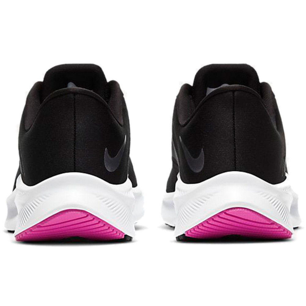 Nike Quest 3