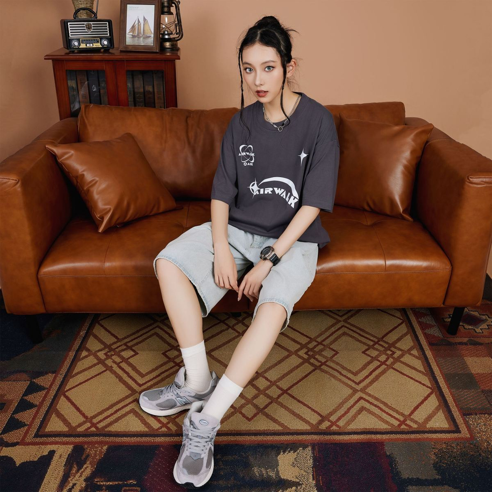 Airwalk T