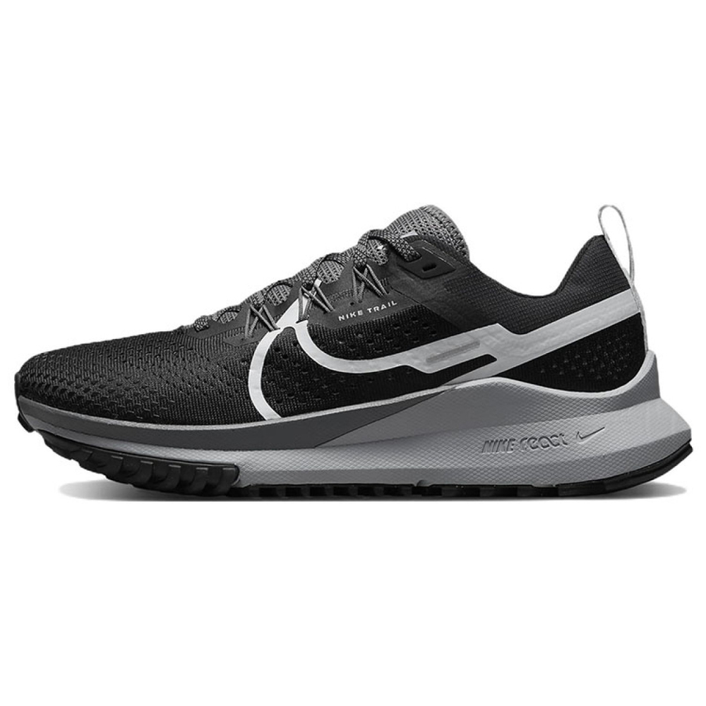 Nike Pegasus Trail 4