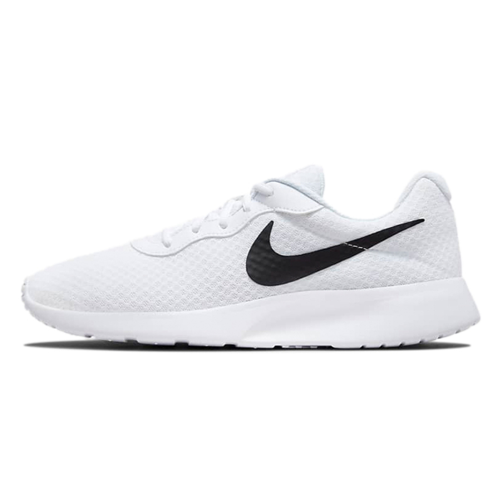 Nike Tanjun