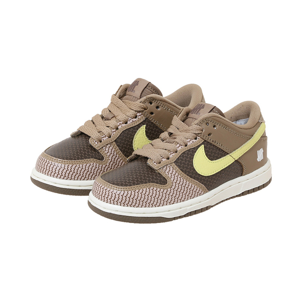 UNDEFEATED x Nike Dunk SP "Inside Out"
