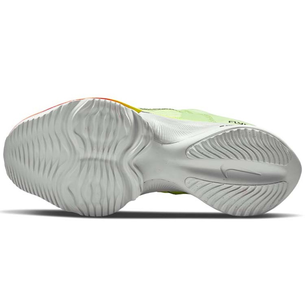 Nike Air Zoom Tempo Next% flyease
