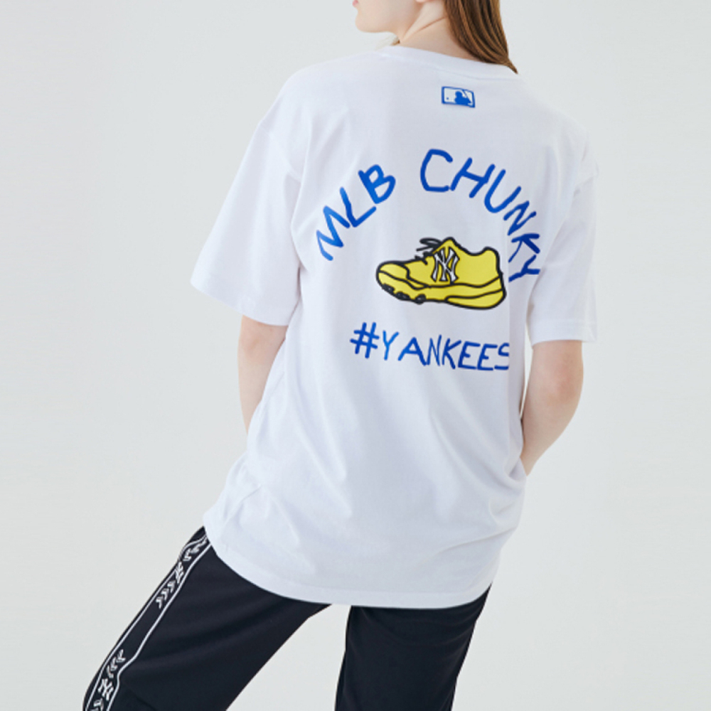 MLB T
