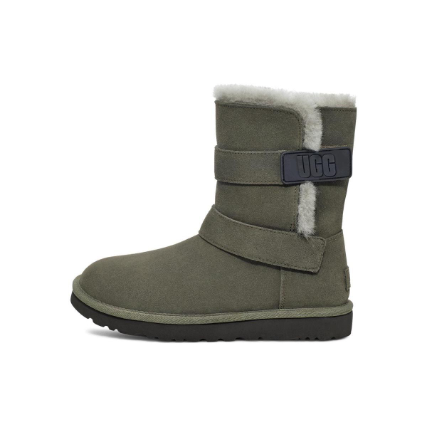UGG