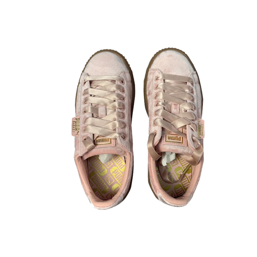 FENTY BEAUTY/ x PUMA Suede