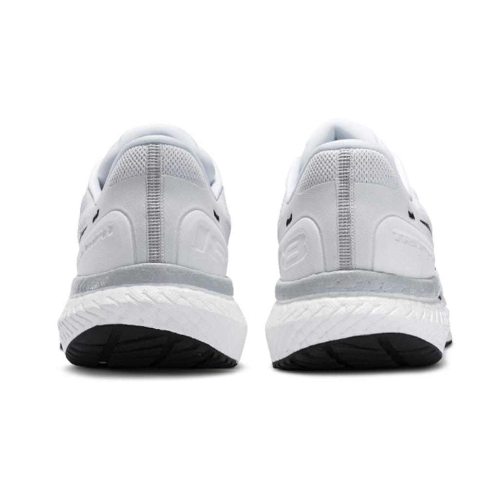 Saucony Triumph 18