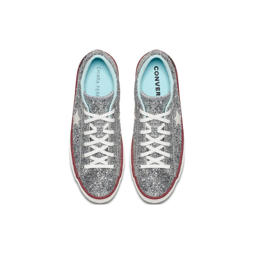 CHIARA FERRAGNI x Converse One Star