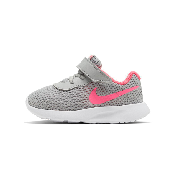 Nike Tanjun