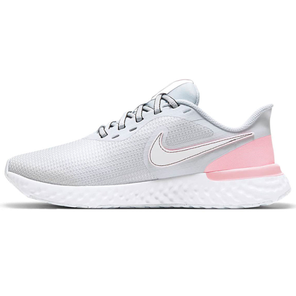 Nike REVOLUTION 5