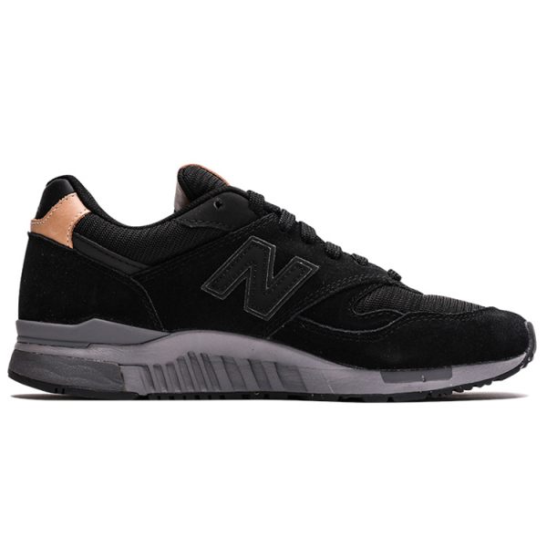 New Balance NB 840