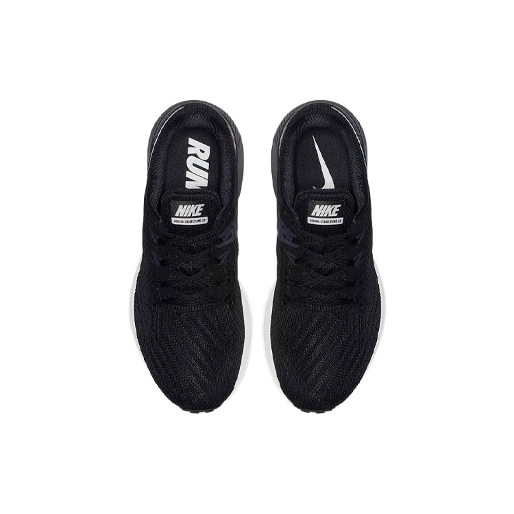 Nike Zoom Structure 22
