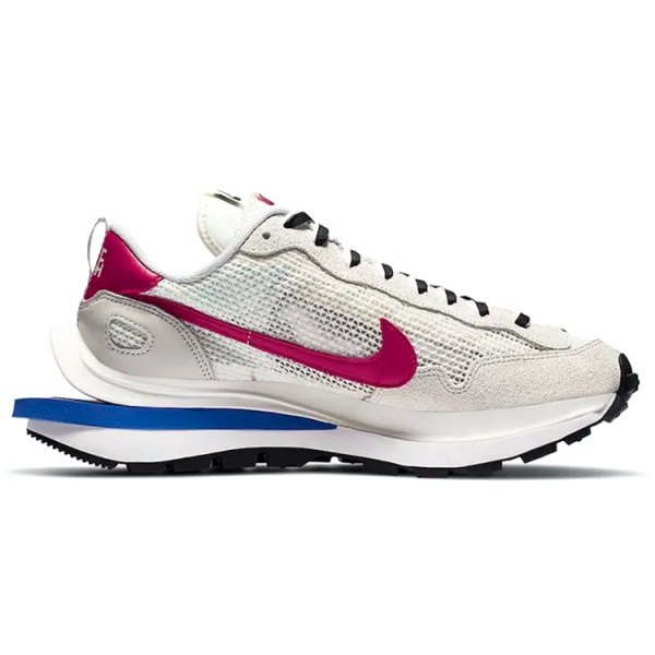 Sacai x Nike VaporWaffle royal fuchsia