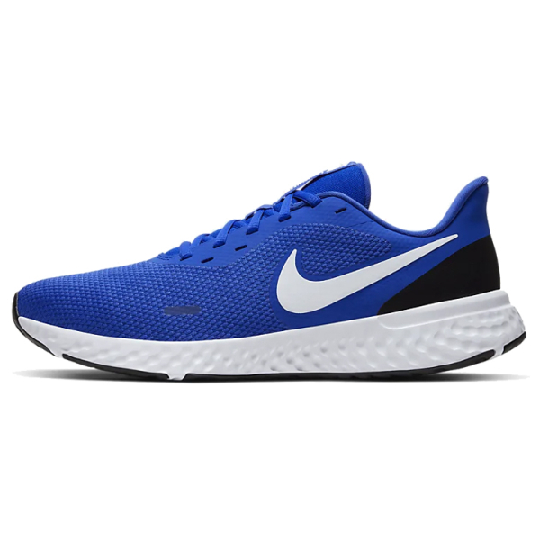 Nike REVOLUTION 6