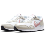 Nike Venture Runner