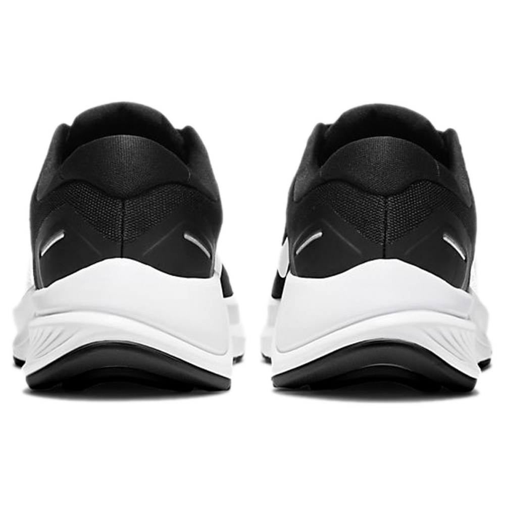 Nike Zoom Structure 23