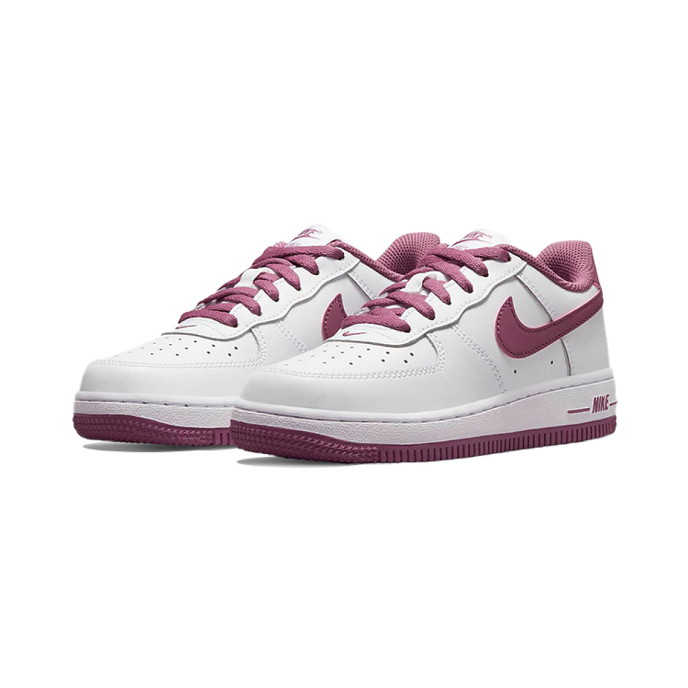 Nike Air Force 1 06
