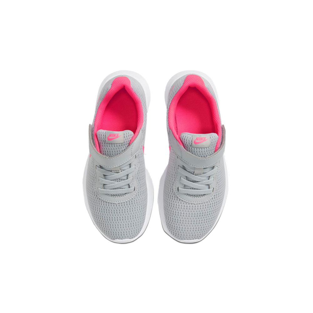 Nike Tanjun