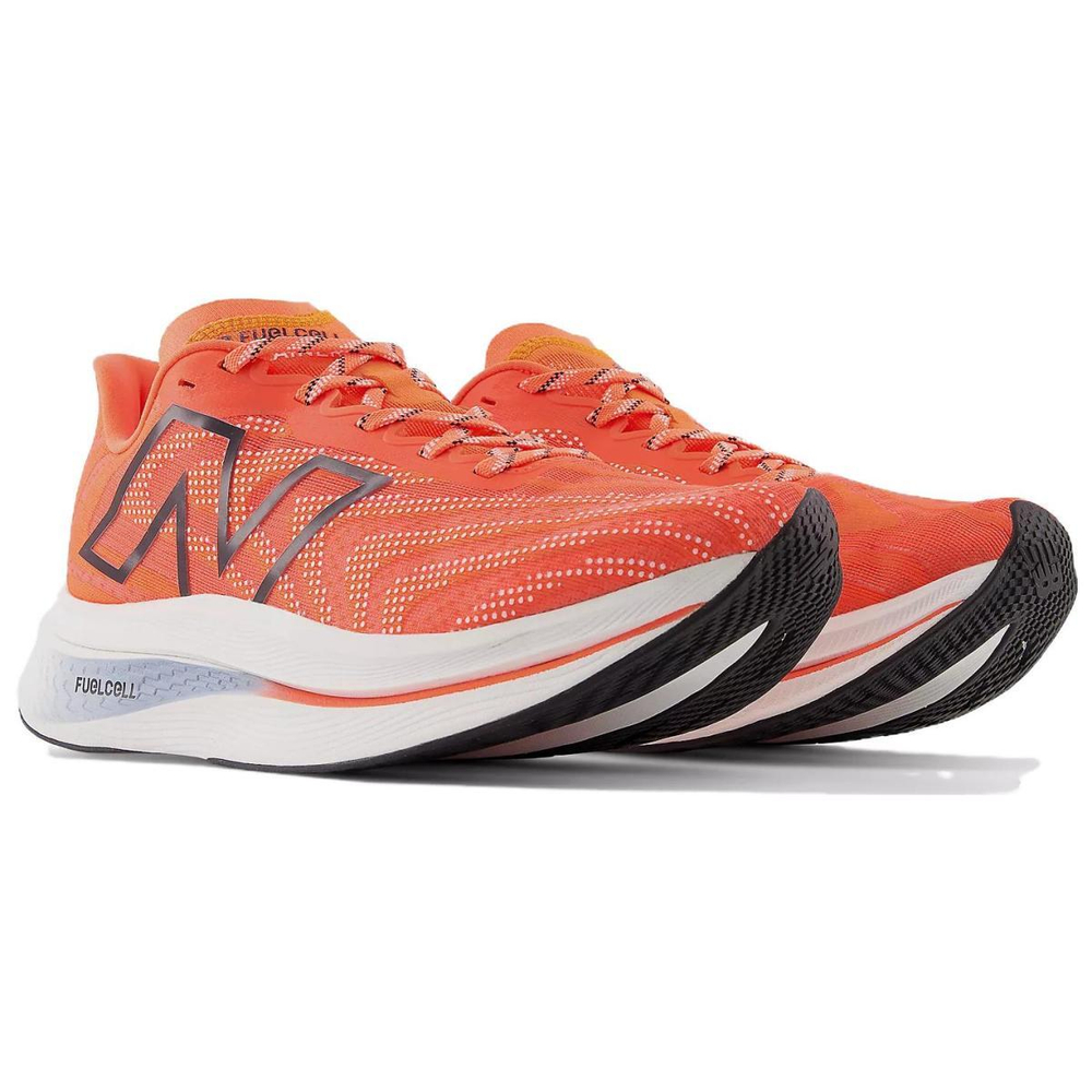 New Balance FuelCell SuperComp Trainer v2