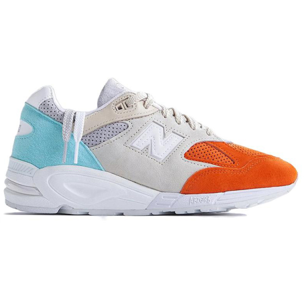 KITH x New Balance NB 990 V2 Cyclades