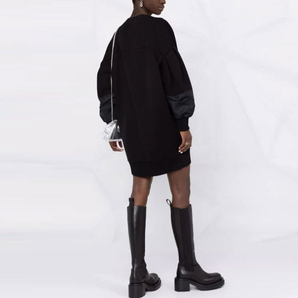 Alexander McQueen V